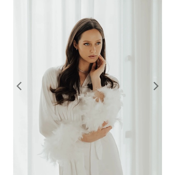 NEW | Feather Bridal Robe - Picture 1 of 7